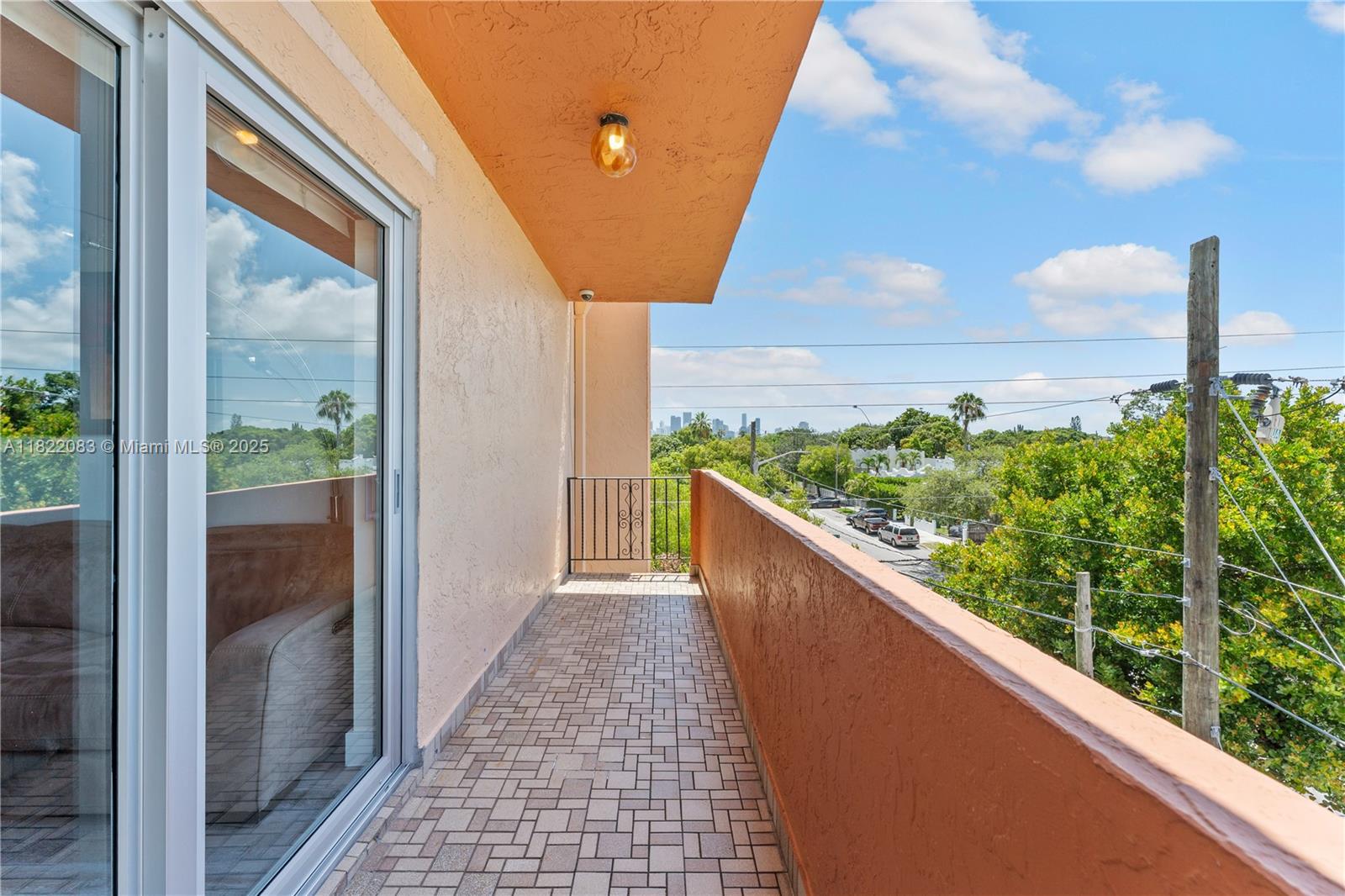 ALHAMBRA GARDENS CONDO - Residential