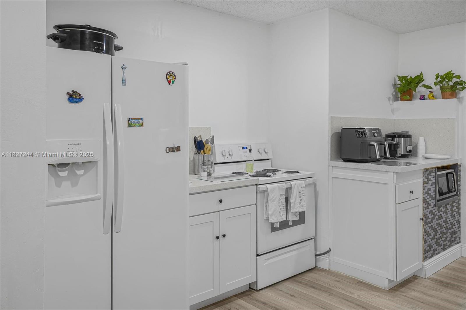 SOUTH CORAL HOMES SEC 2 - Residential