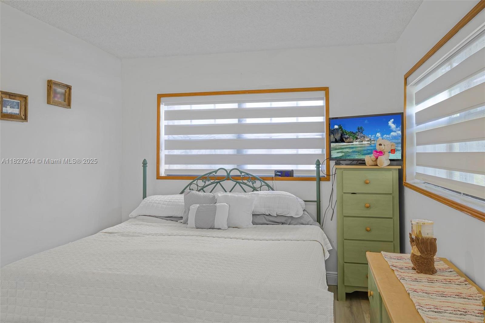 SOUTH CORAL HOMES SEC 2 - Residential