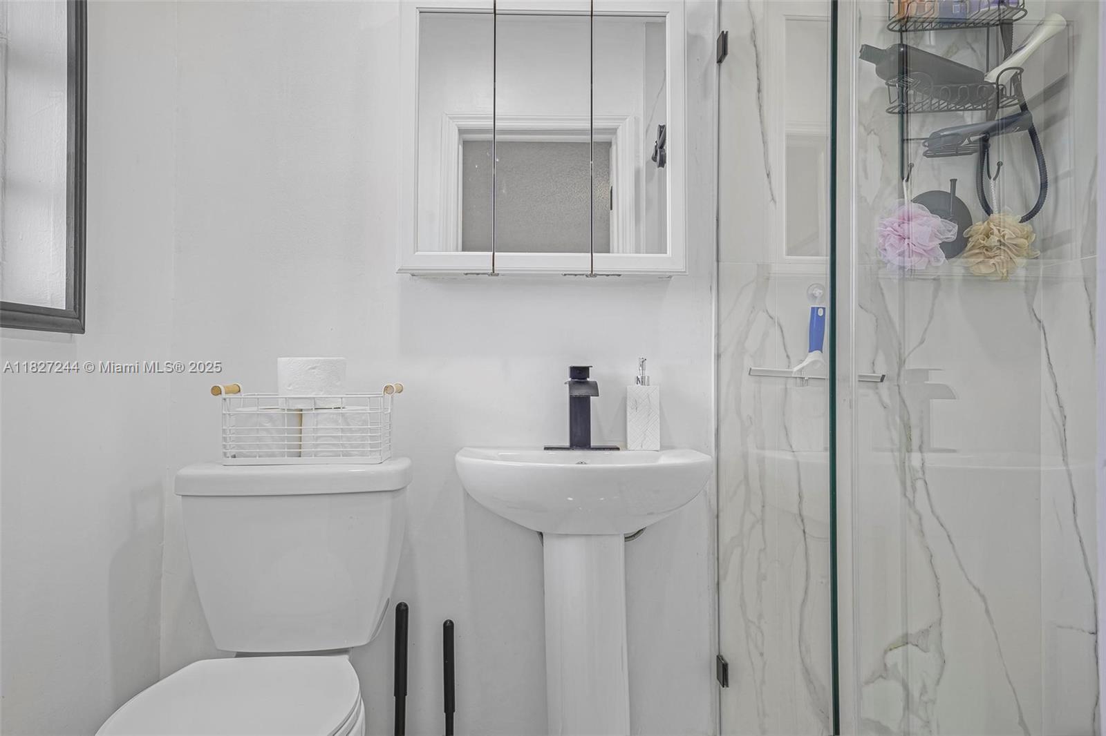 SOUTH CORAL HOMES SEC 2 - Residential