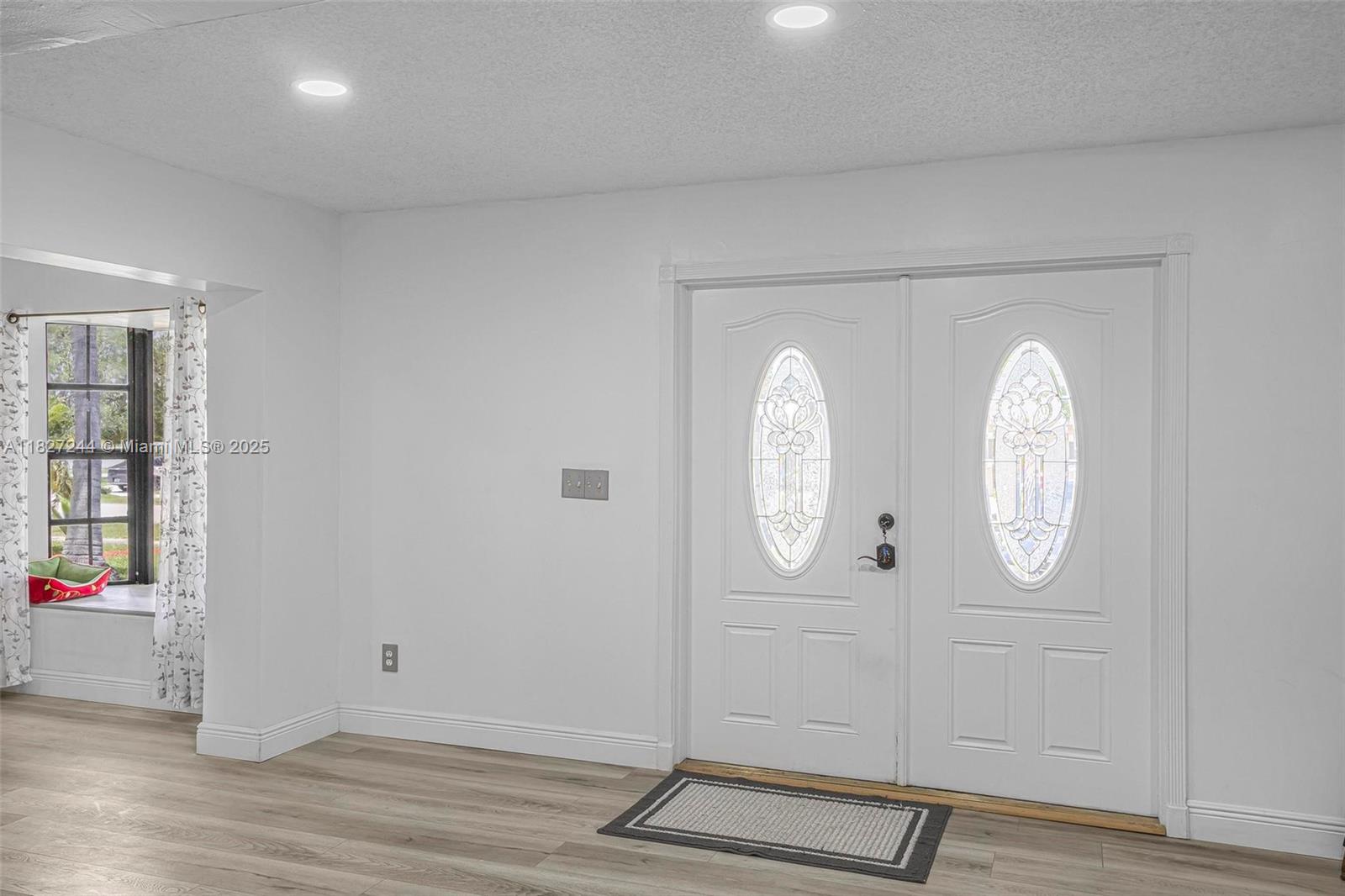 SOUTH CORAL HOMES SEC 2 - Residential