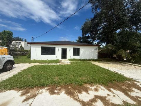 1779 NW 93rd St Miami FL 33147