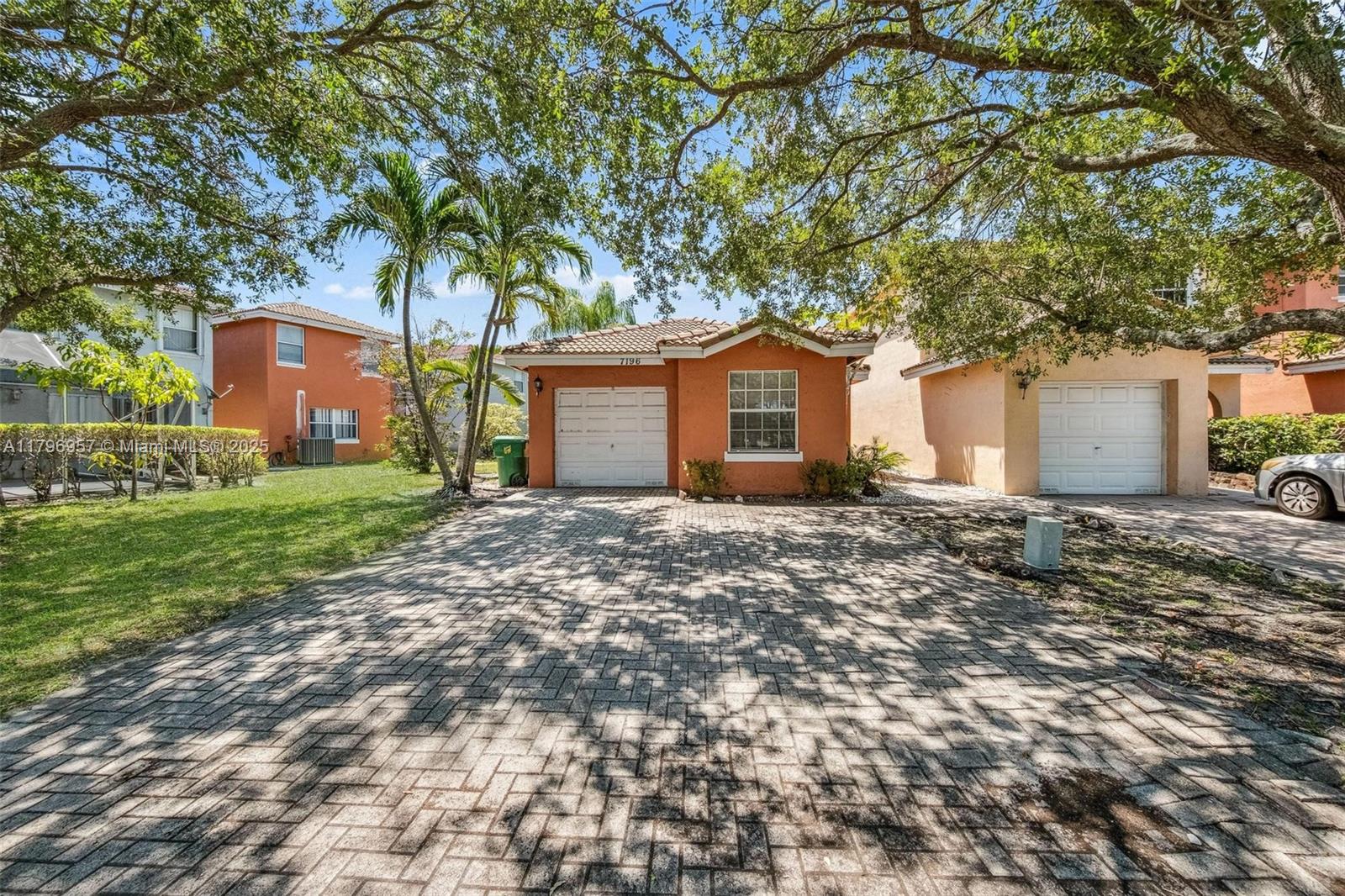 Property for Sale at 7196 Sienna Ridge Ln, Lauderhill, Miami-Dade County, Florida - Bedrooms: 3 
Bathrooms: 2  - $472,000