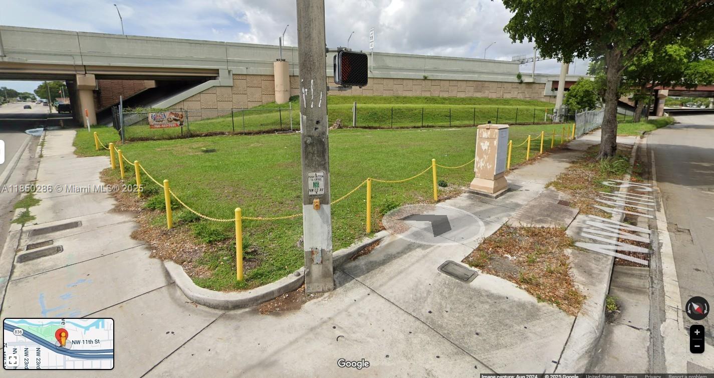 2200 NW 11th St