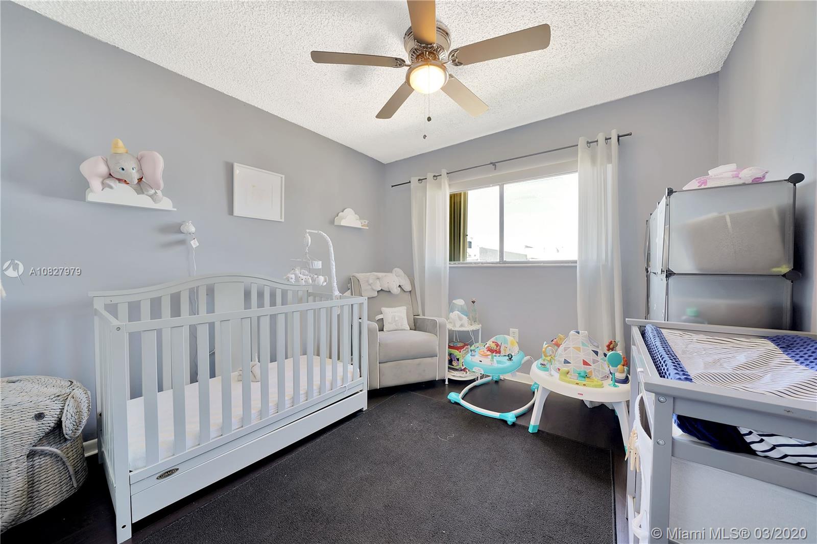 MAGNOLIA LANE CONDO - Residential