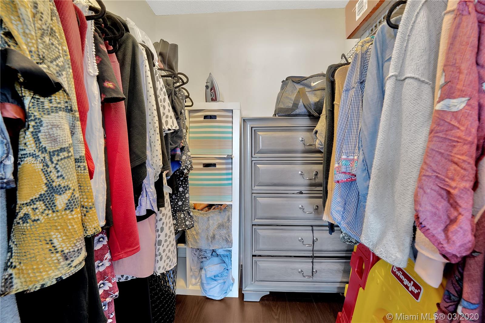 MAGNOLIA LANE CONDO - Residential