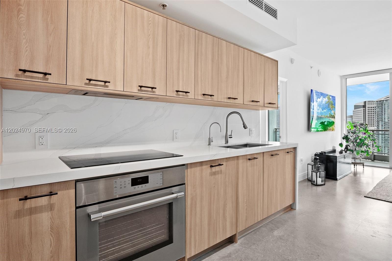 IVY CONDO - Residential