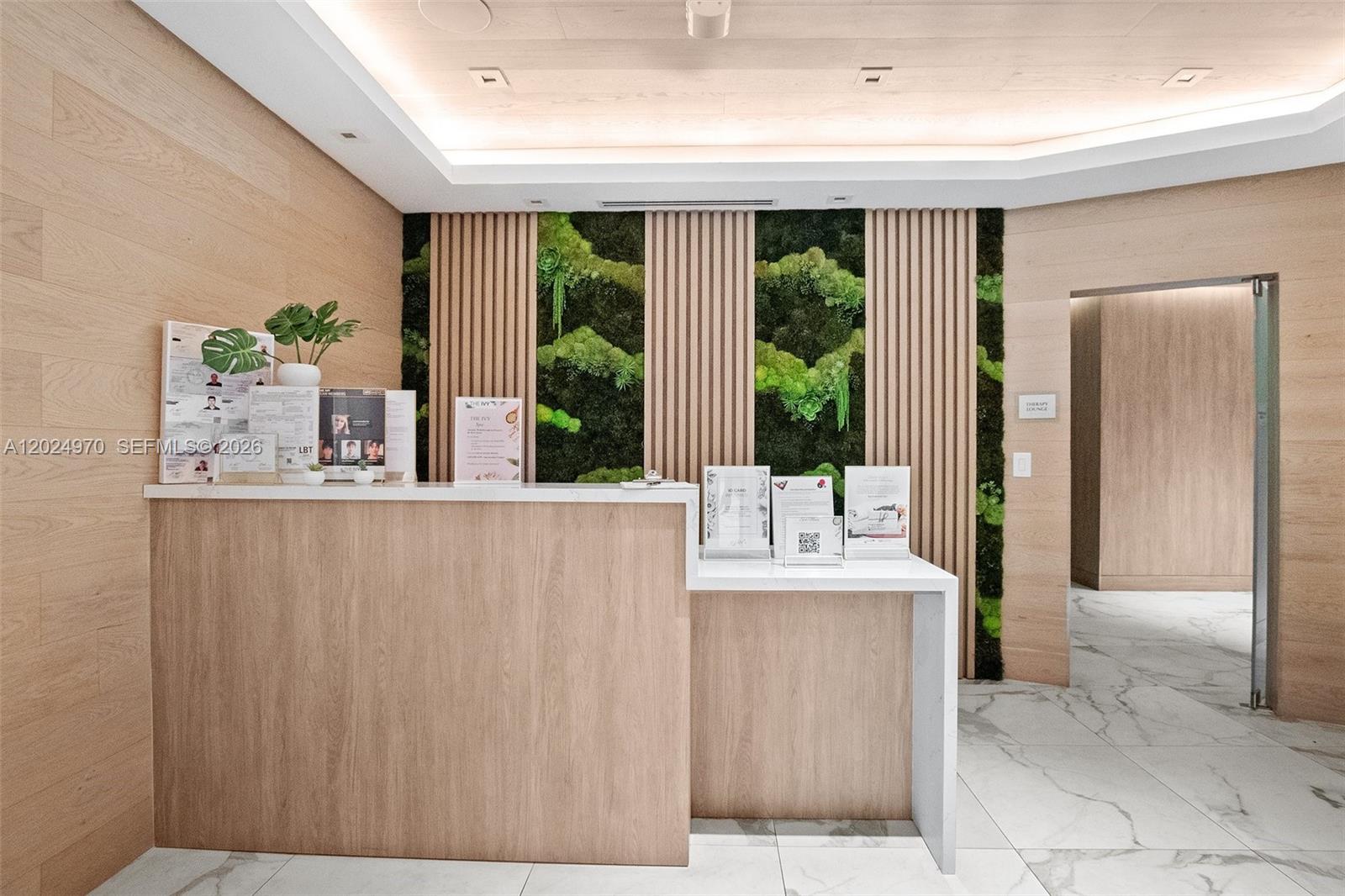 IVY CONDO - Residential