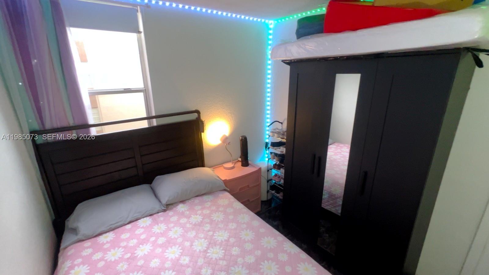 LOS ARBOLES CONDO - Residential