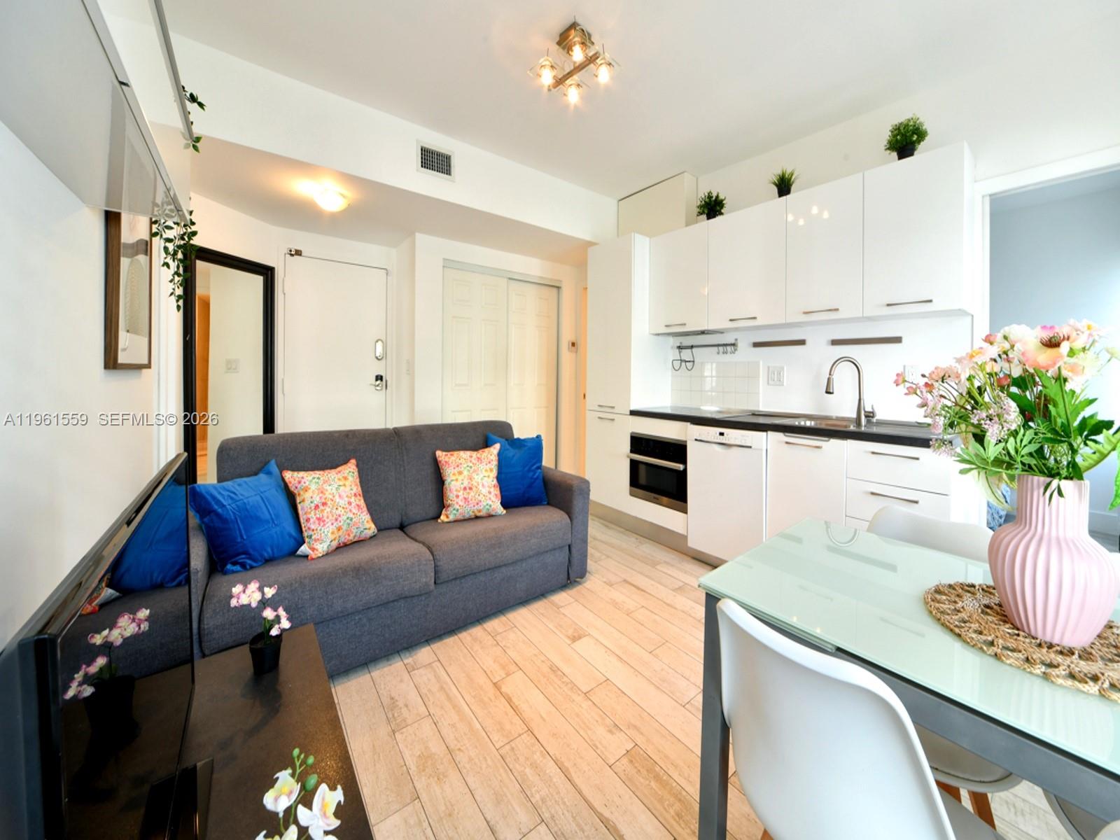 DANIELE CONDO - Residential