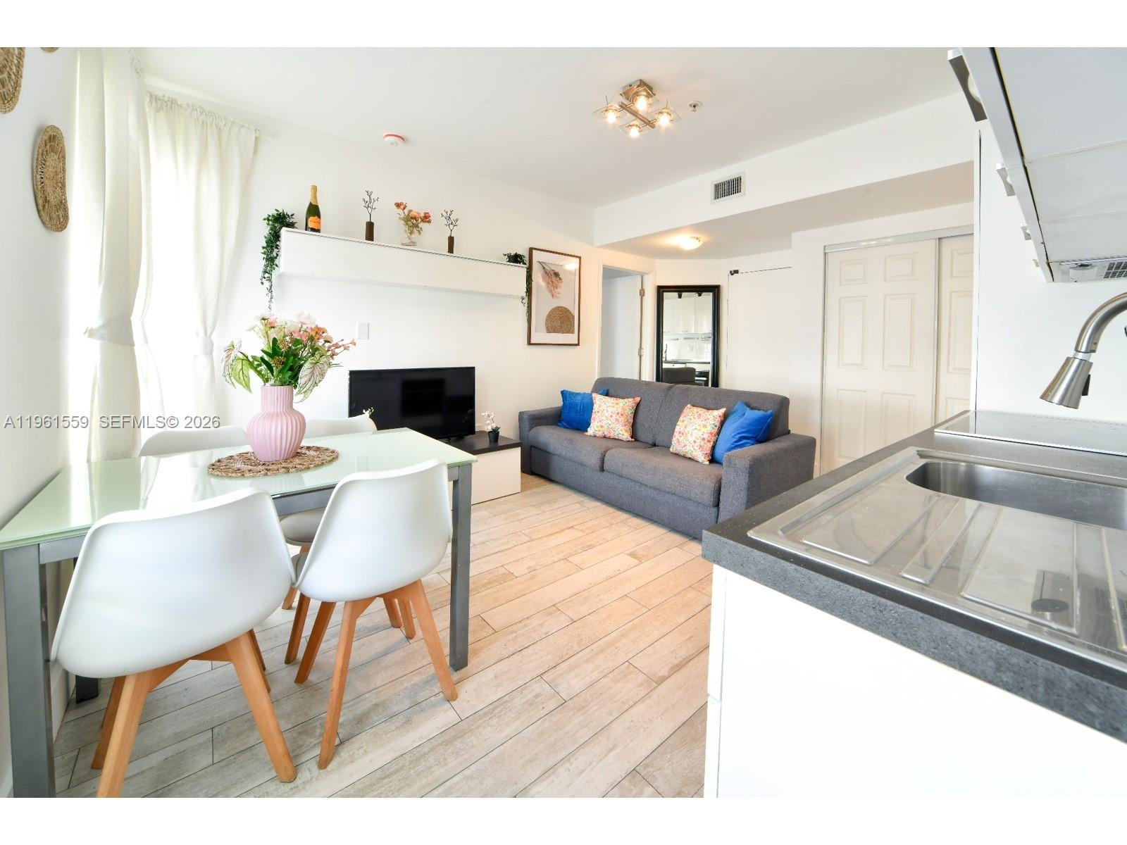 DANIELE CONDO - Residential