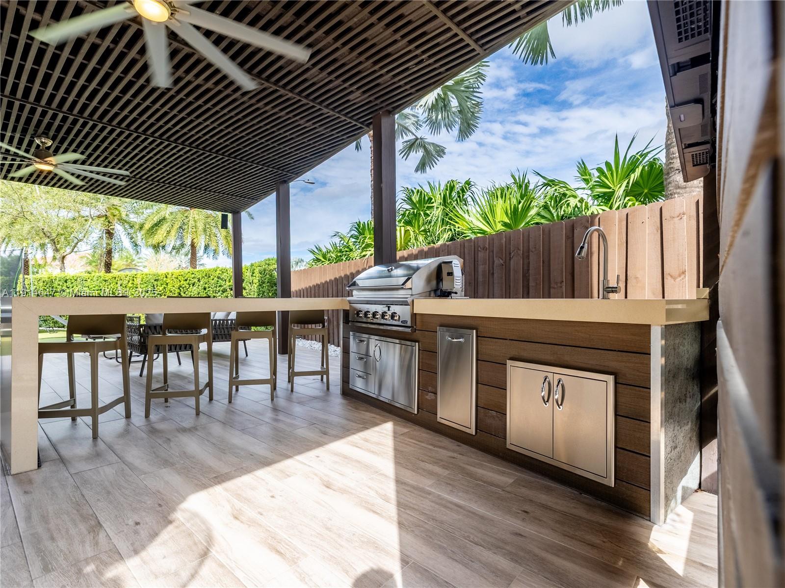 GRAND BAY NORTH - Residential