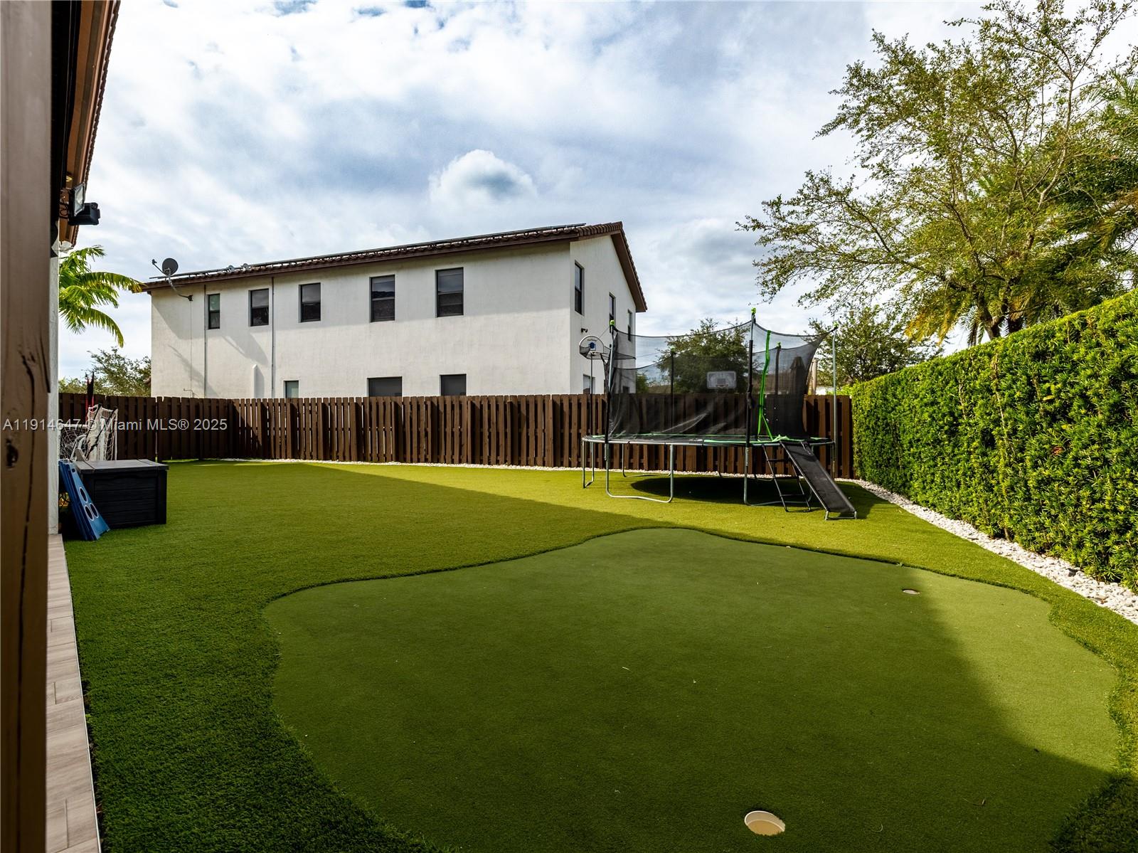 GRAND BAY NORTH - Residential