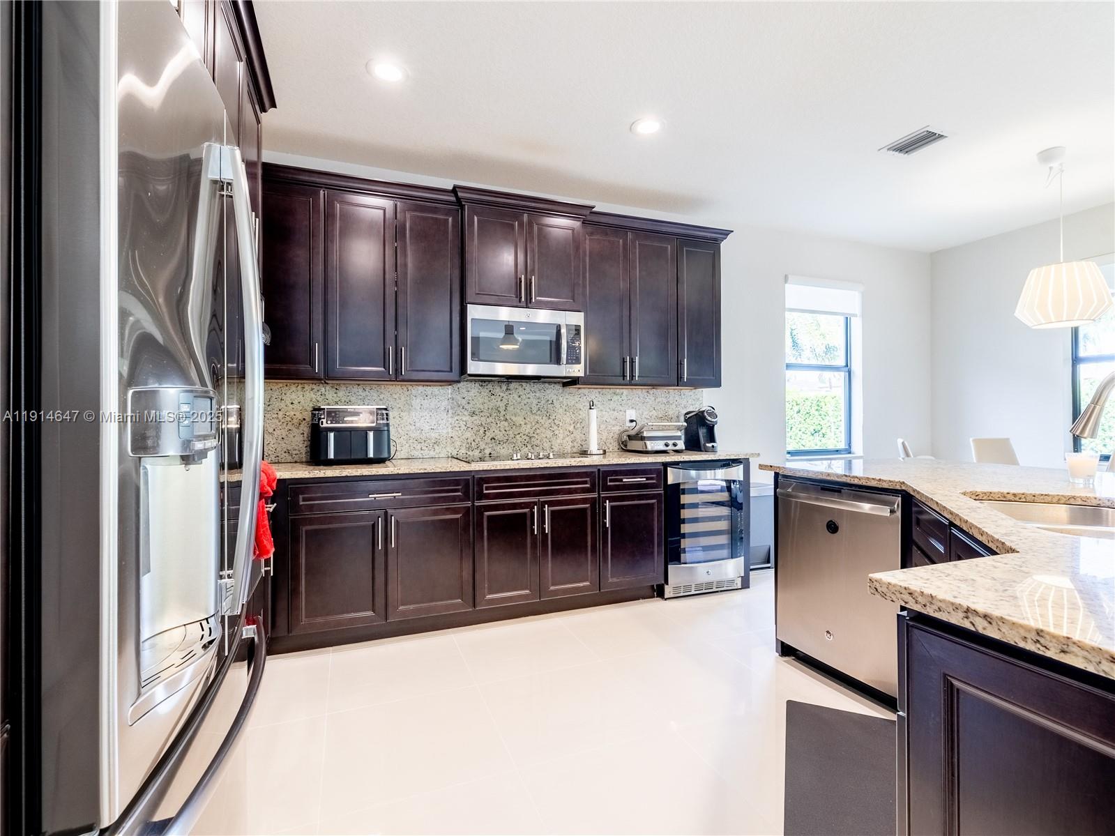 GRAND BAY NORTH - Residential