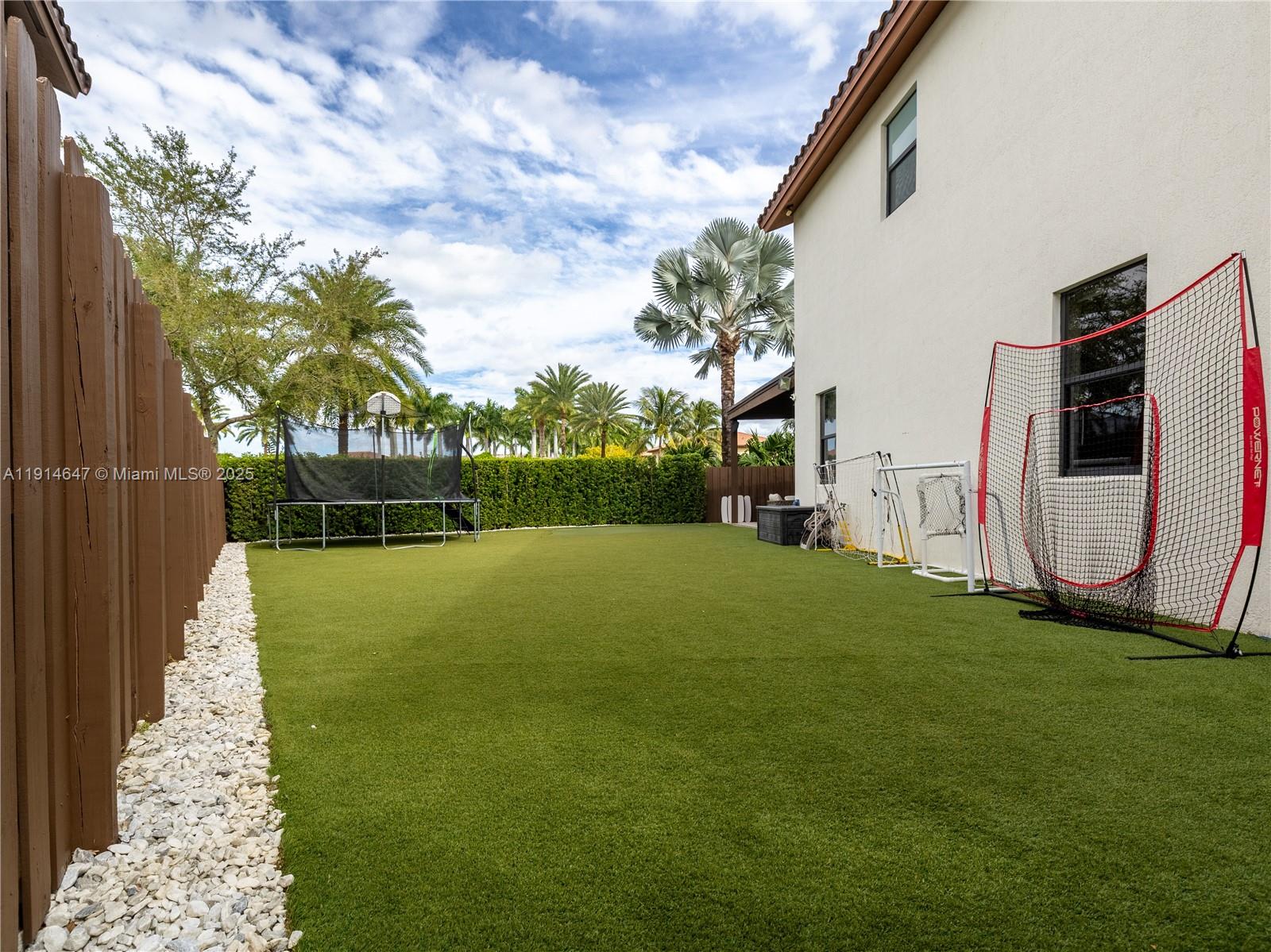 GRAND BAY NORTH - Residential