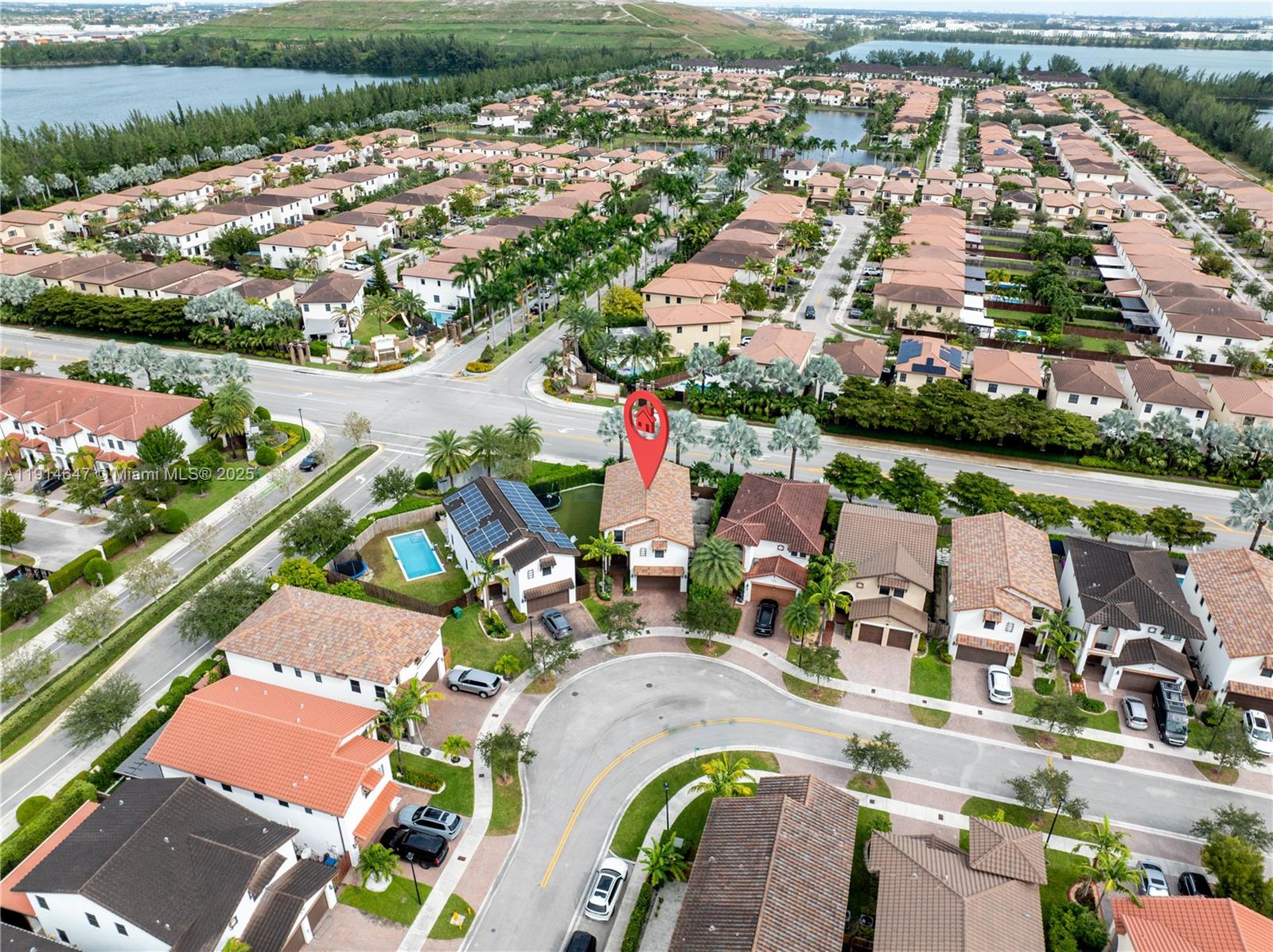 GRAND BAY NORTH - Residential