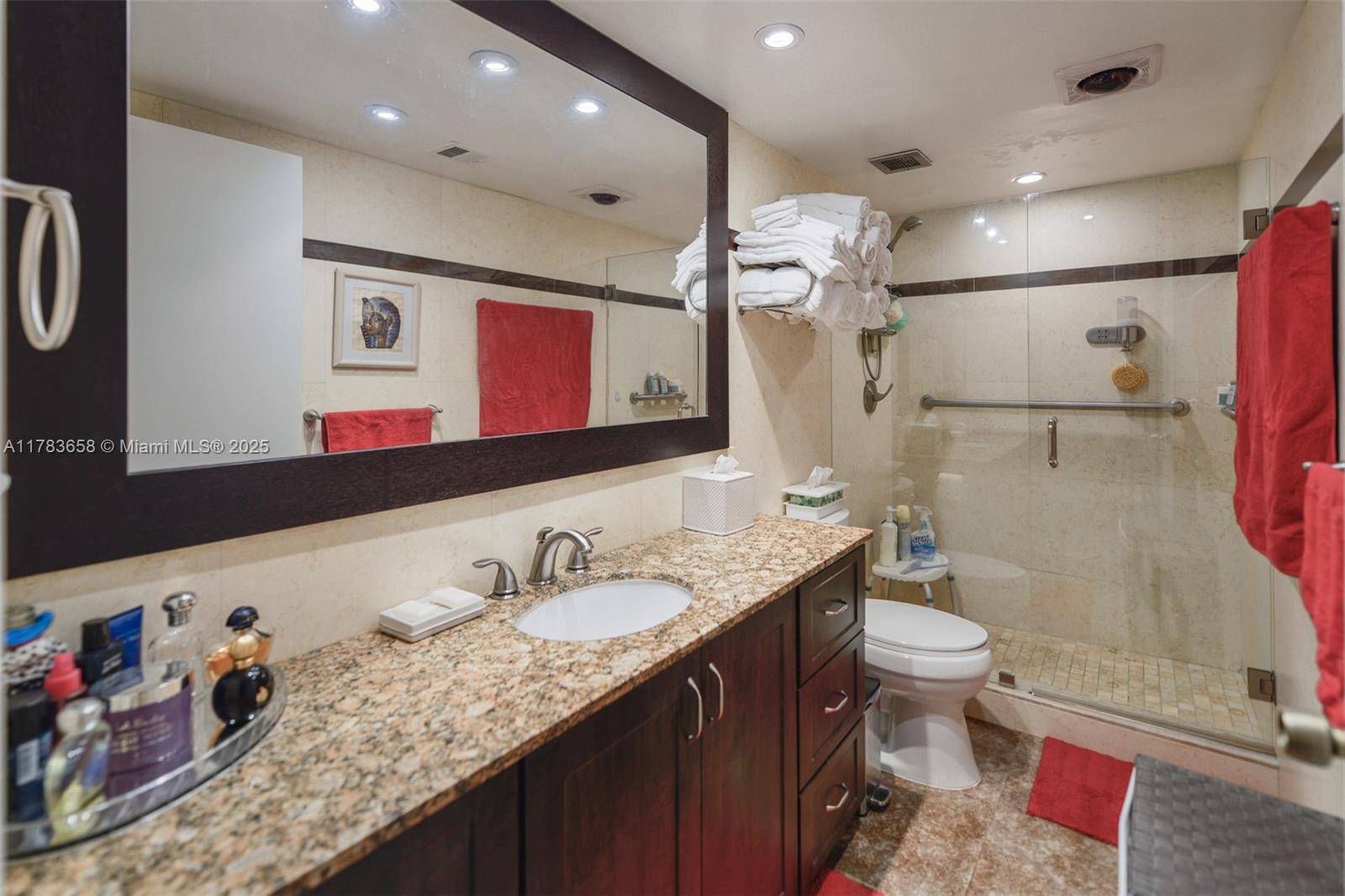 HEMISPHERES CONDO - Residential