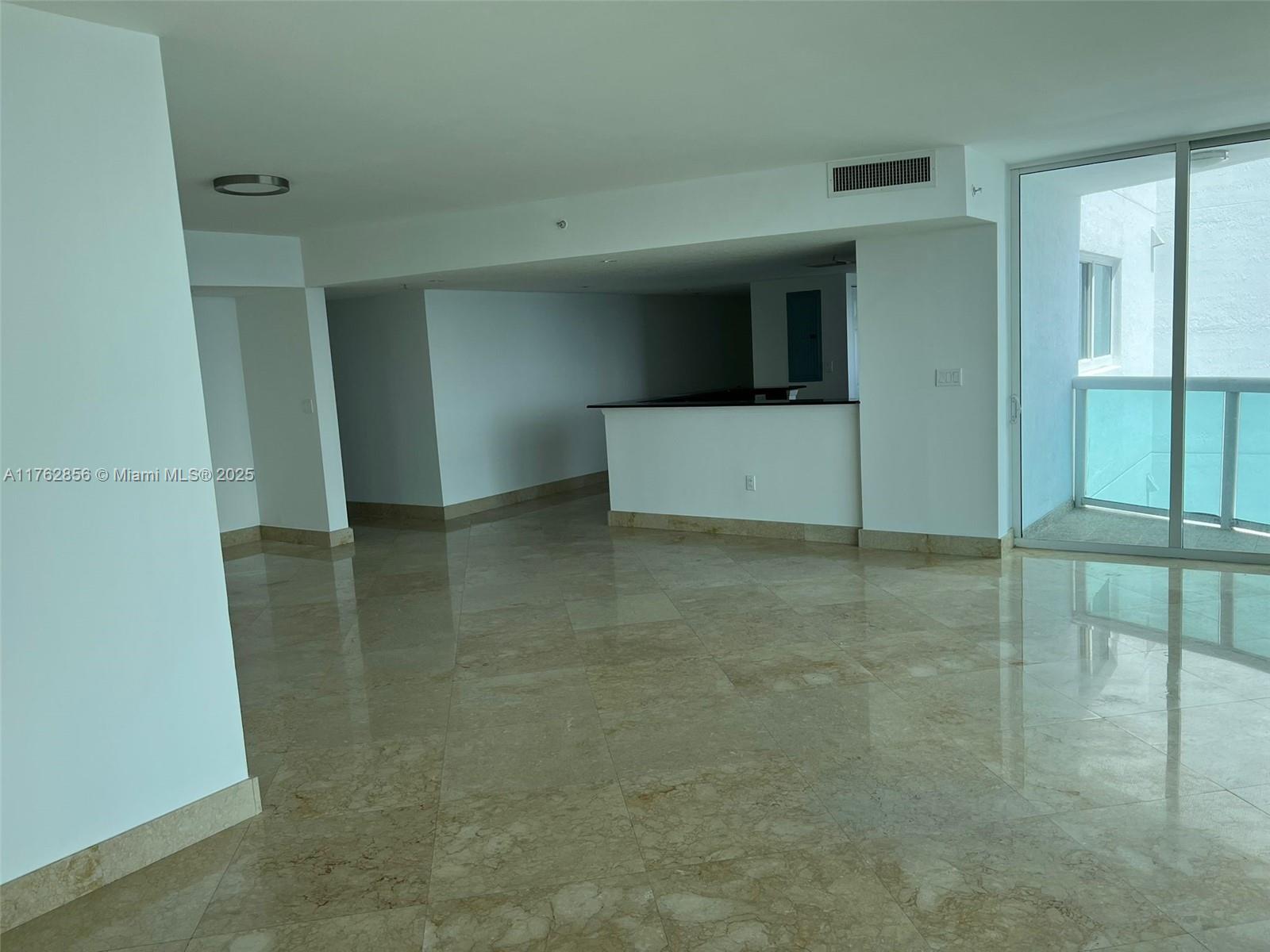 1800 CLUB CONDO - Residential