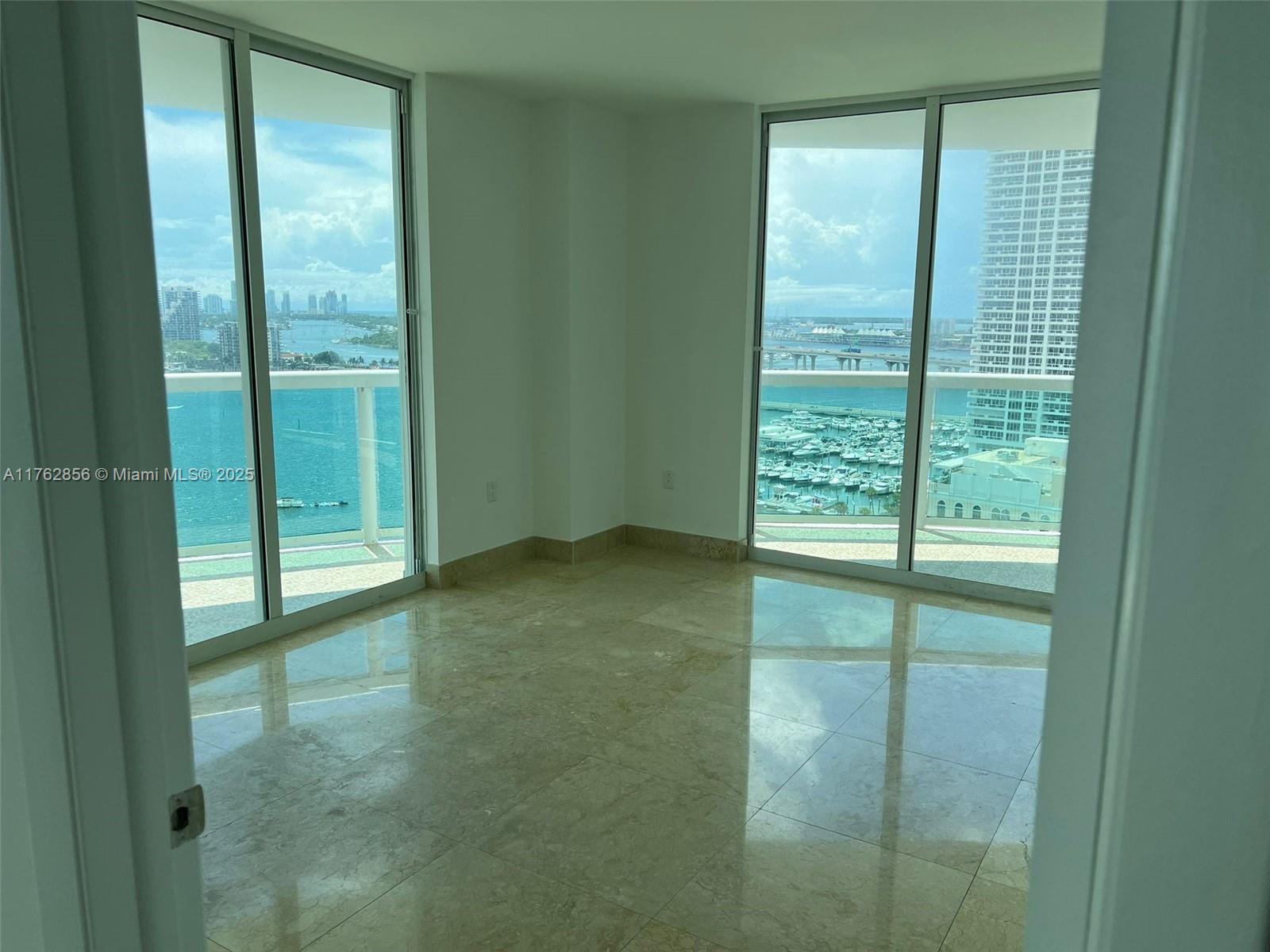 1800 CLUB CONDO - Residential