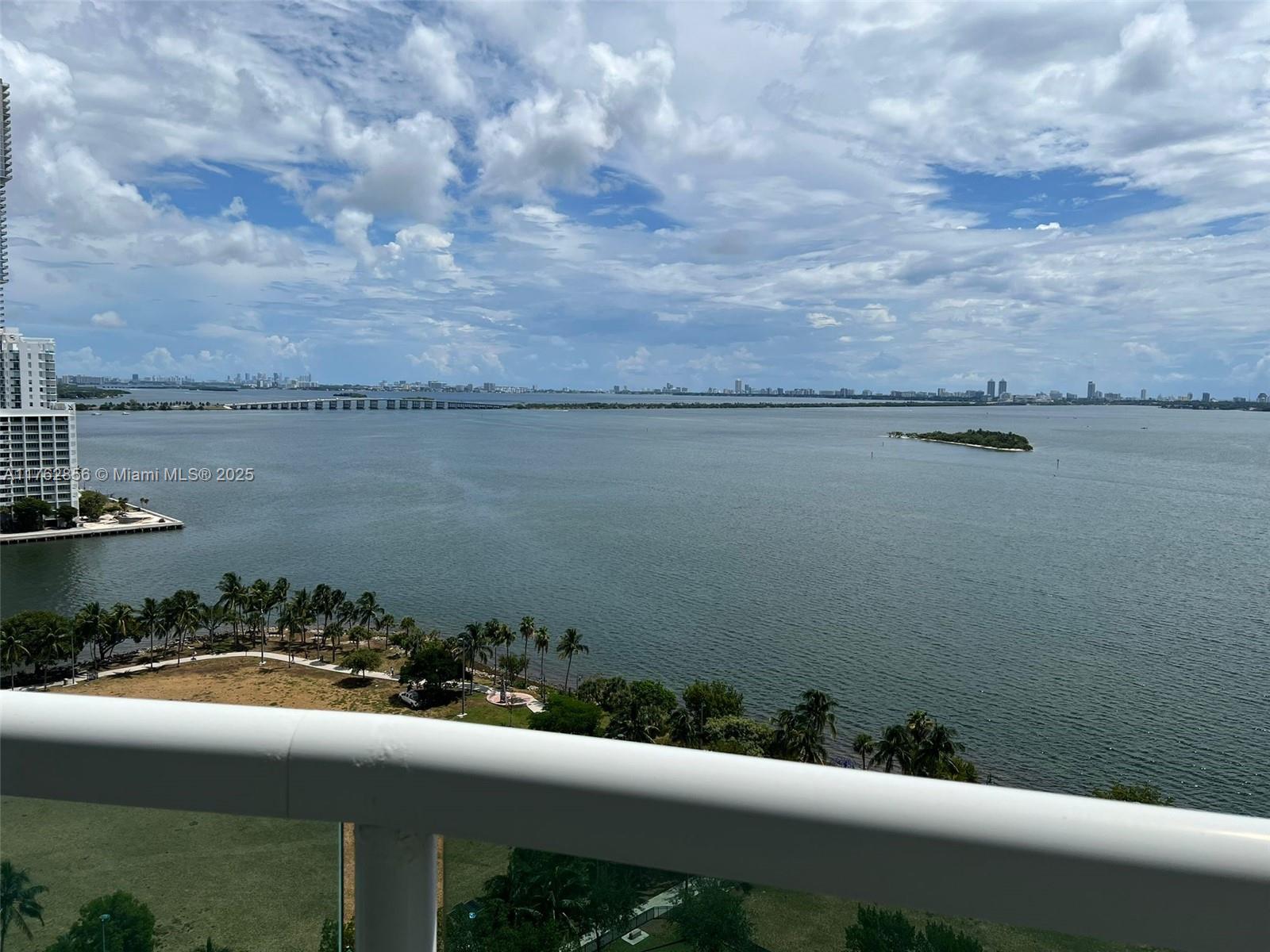 1800 CLUB CONDO - Residential