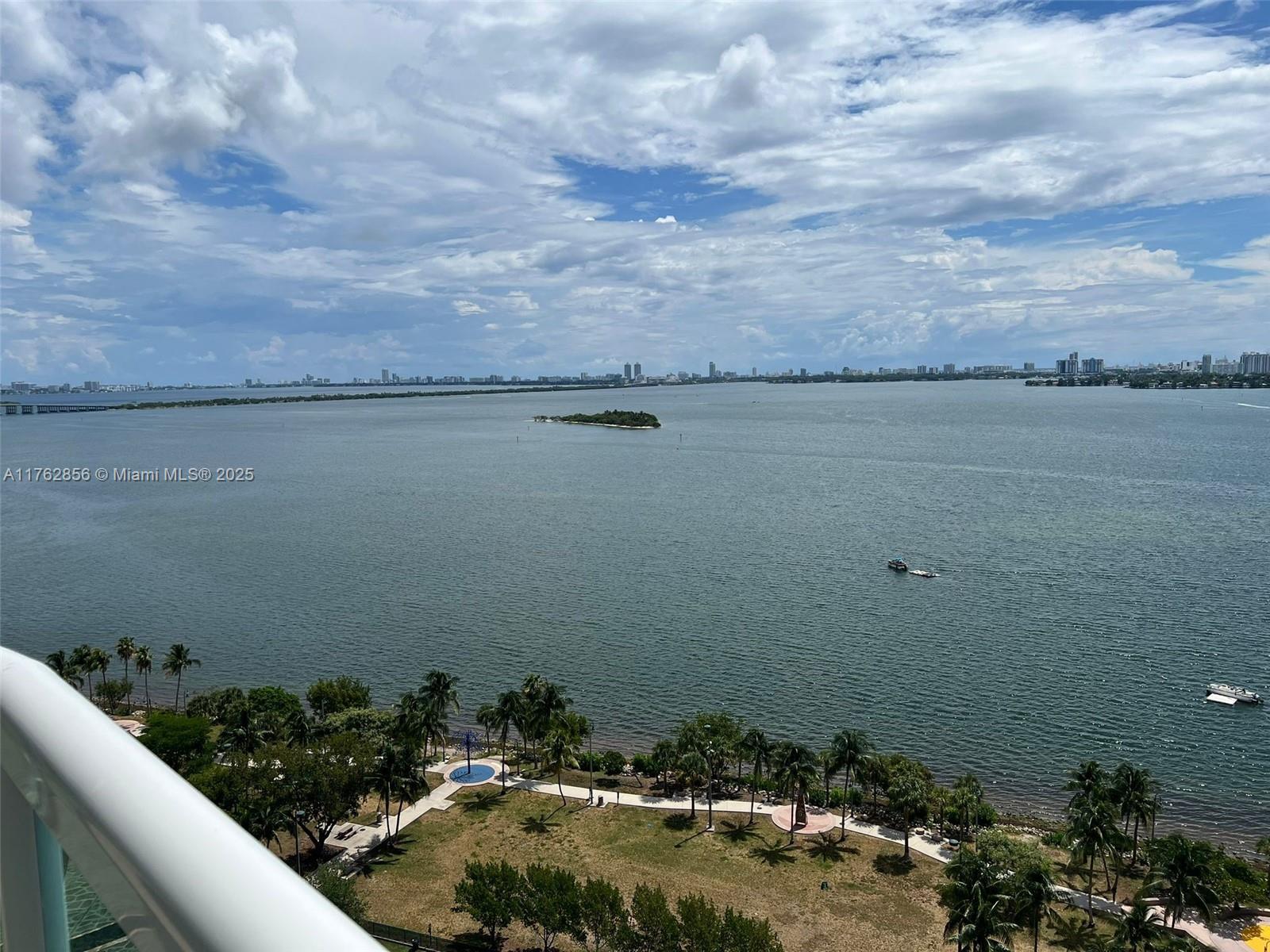 1800 CLUB CONDO - Residential