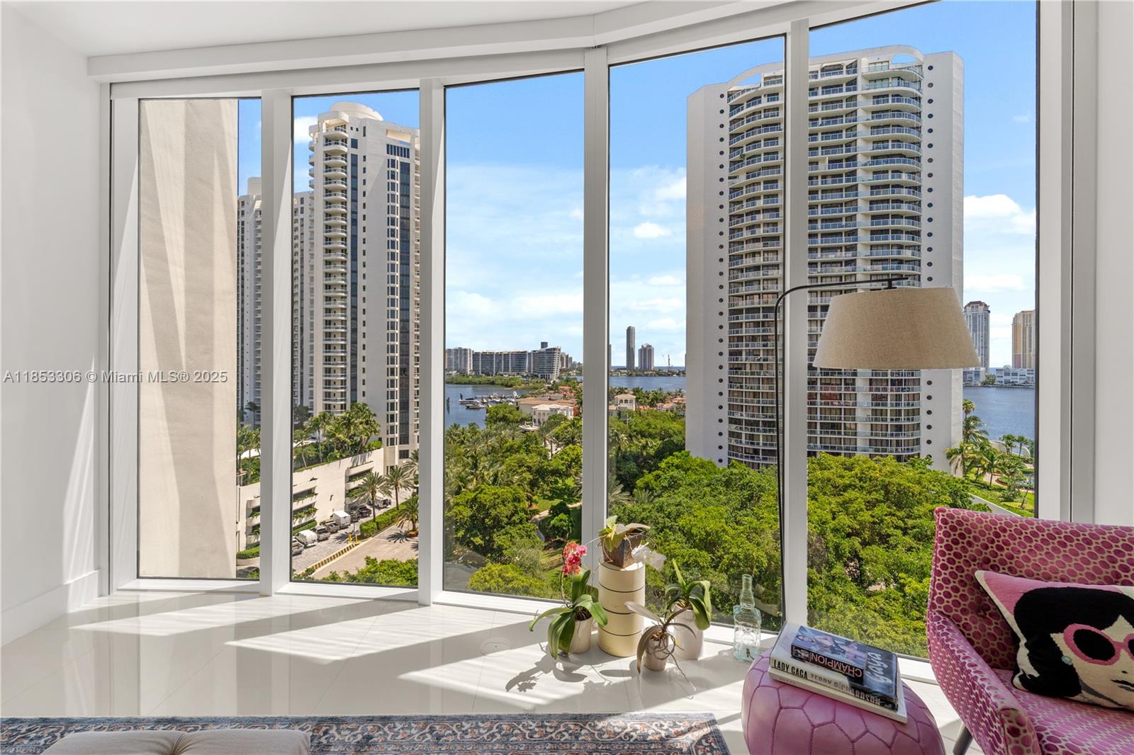 BELLINI AT WILLIAMS ISLAND - Residential