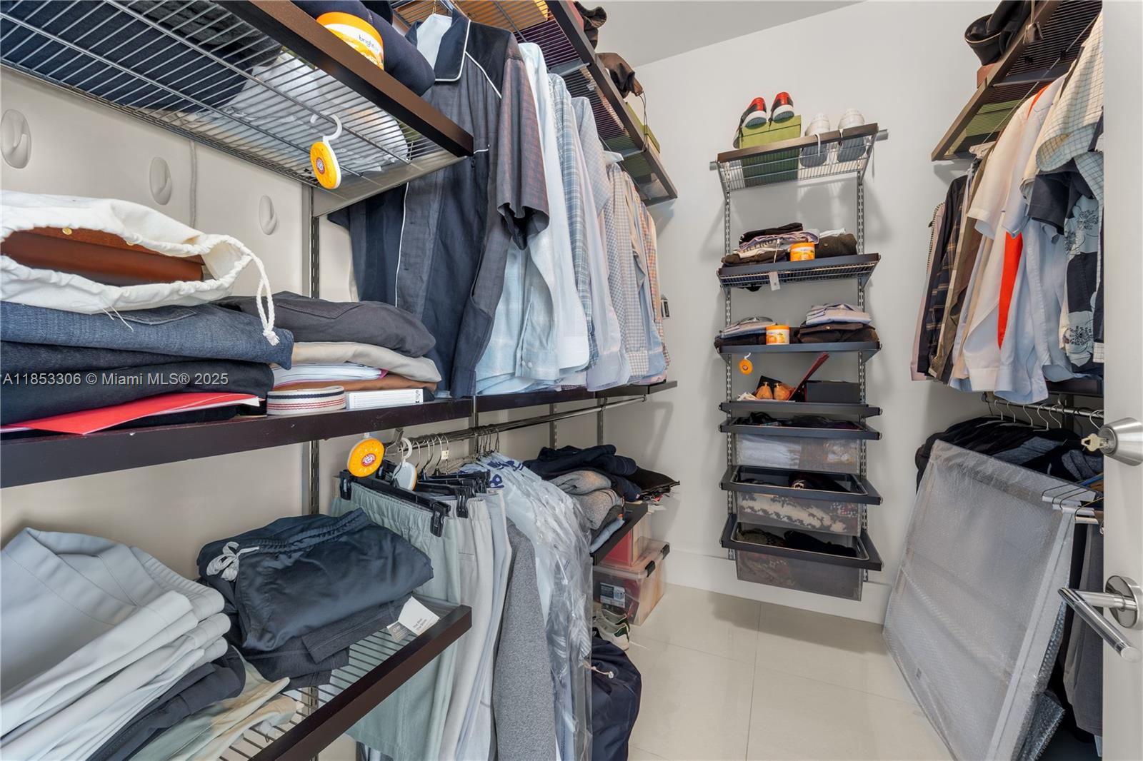 BELLINI AT WILLIAMS ISLAND - Residential