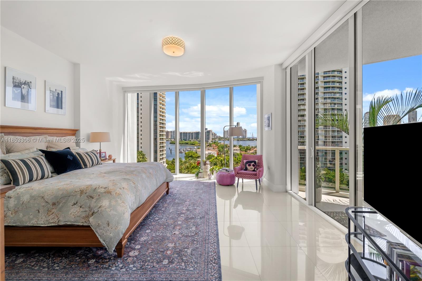 BELLINI AT WILLIAMS ISLAND - Residential