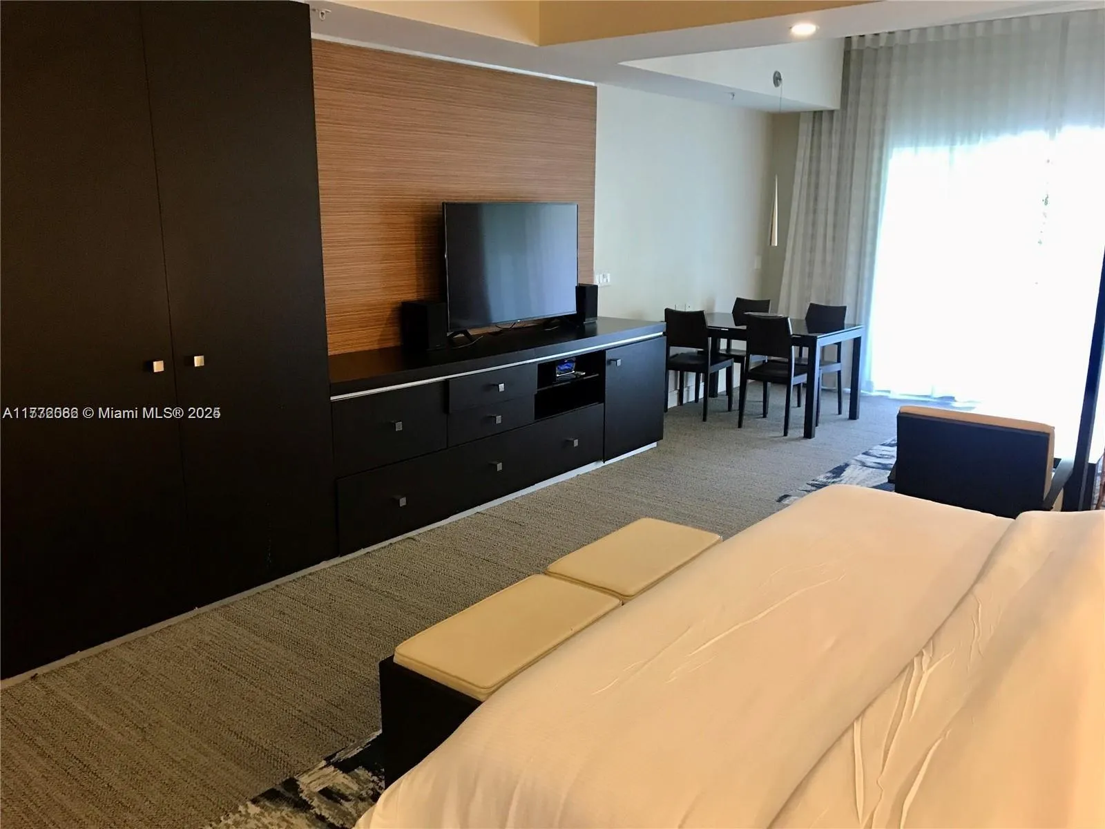 Doral, Florida 33178, United States, 1 Bedroom Bedrooms, ,1 BathroomBathrooms,Residential,Active,96546