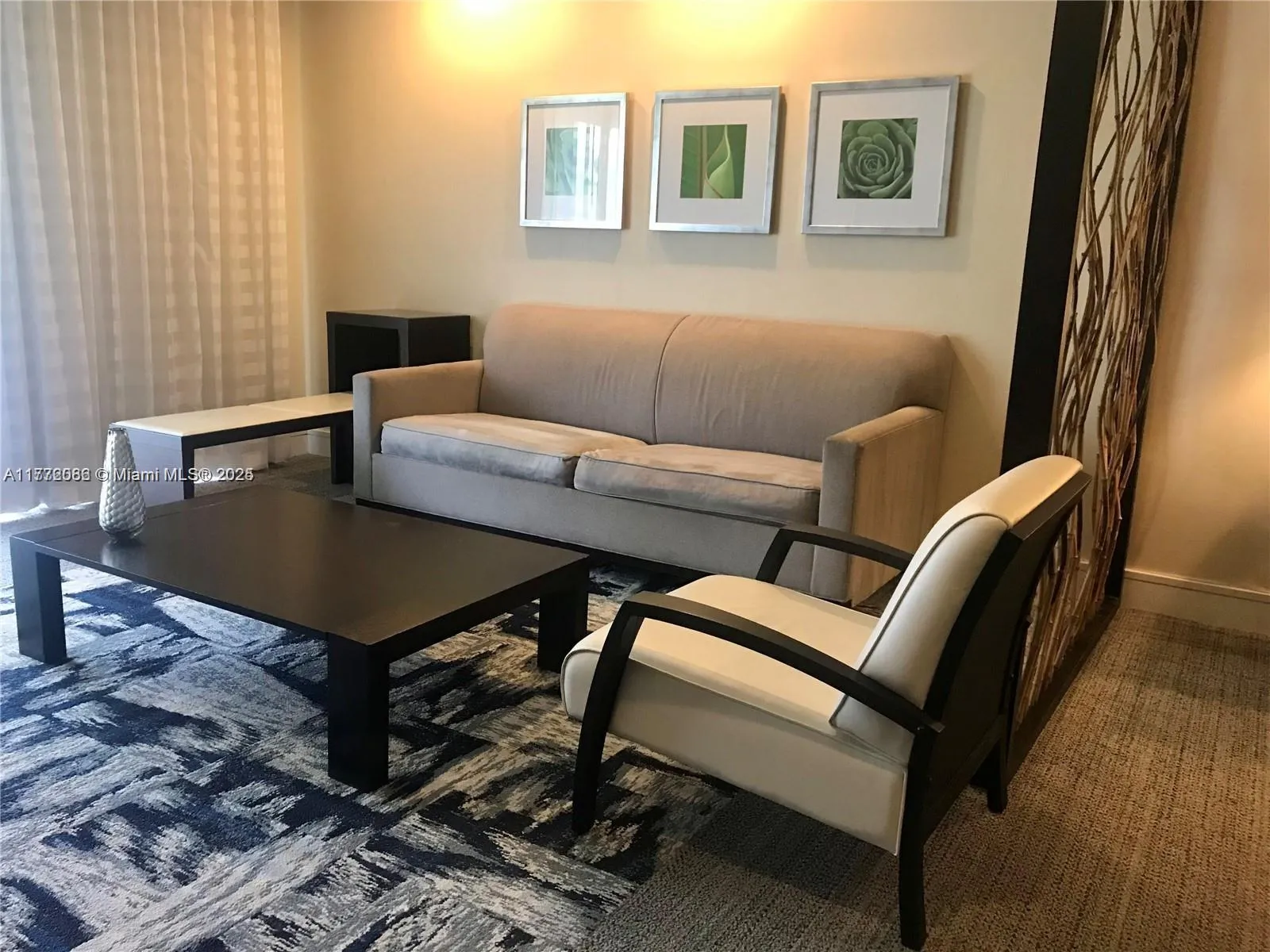 Doral, Florida 33178, United States, 1 Bedroom Bedrooms, ,1 BathroomBathrooms,Residential,Active,96546