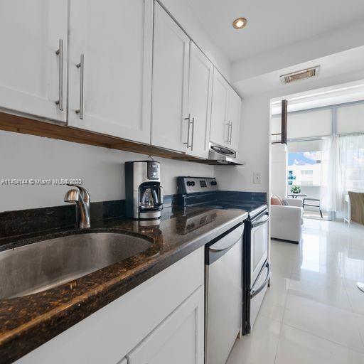 CARIBBEAN TOWERS CONDO - Residential Lease