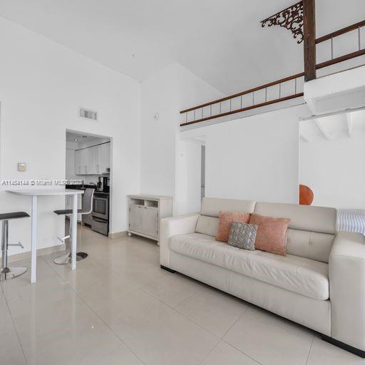 CARIBBEAN TOWERS CONDO - Residential Lease
