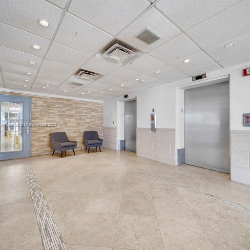CARIBBEAN TOWERS CONDO - Residential Lease