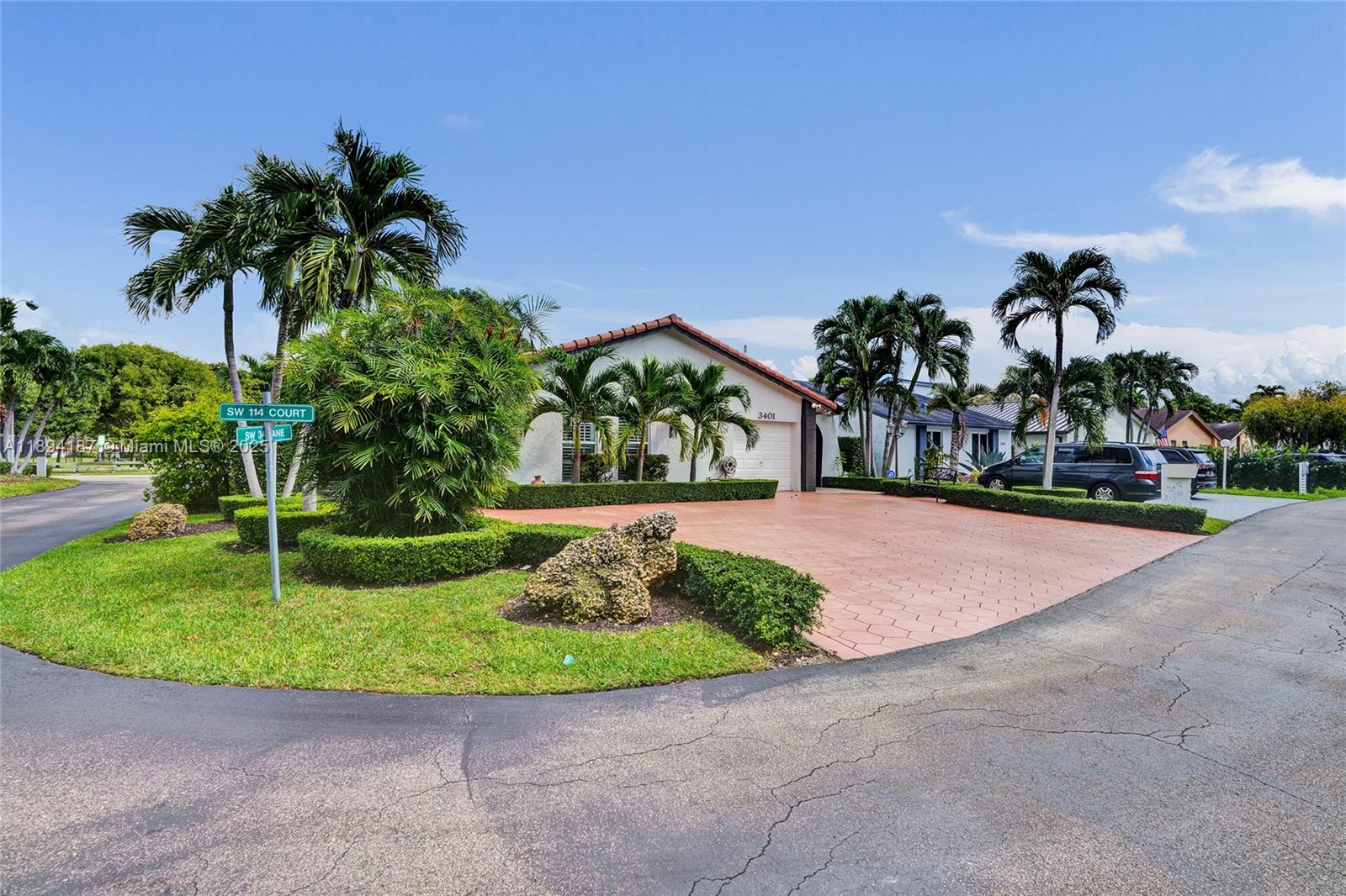 HACIENDA ESTATES SEC 2 - Residential