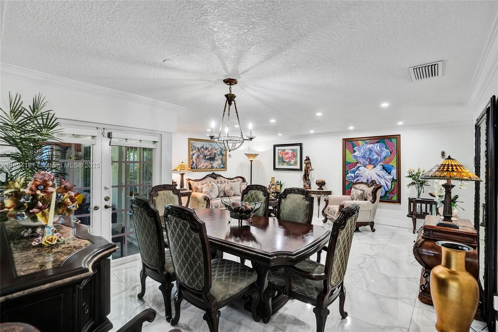 HACIENDA ESTATES SEC 2 - Residential