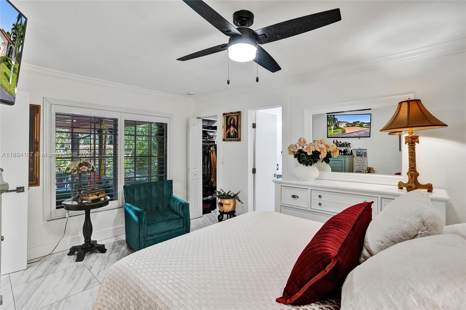 HACIENDA ESTATES SEC 2 - Residential