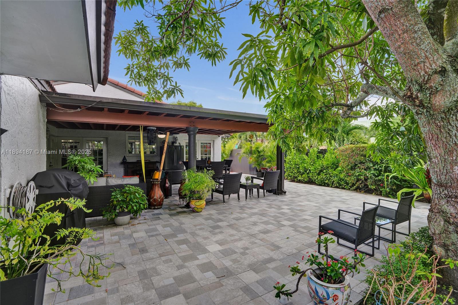 HACIENDA ESTATES SEC 2 - Residential