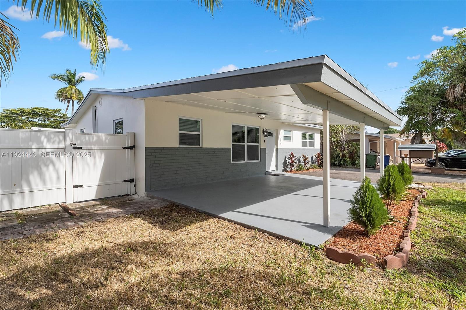 ACRES LAKE ESTATES - Residential