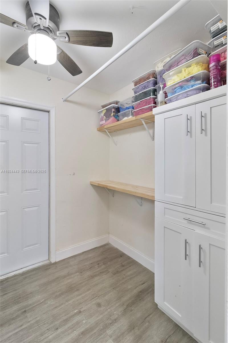 ACRES LAKE ESTATES - Residential