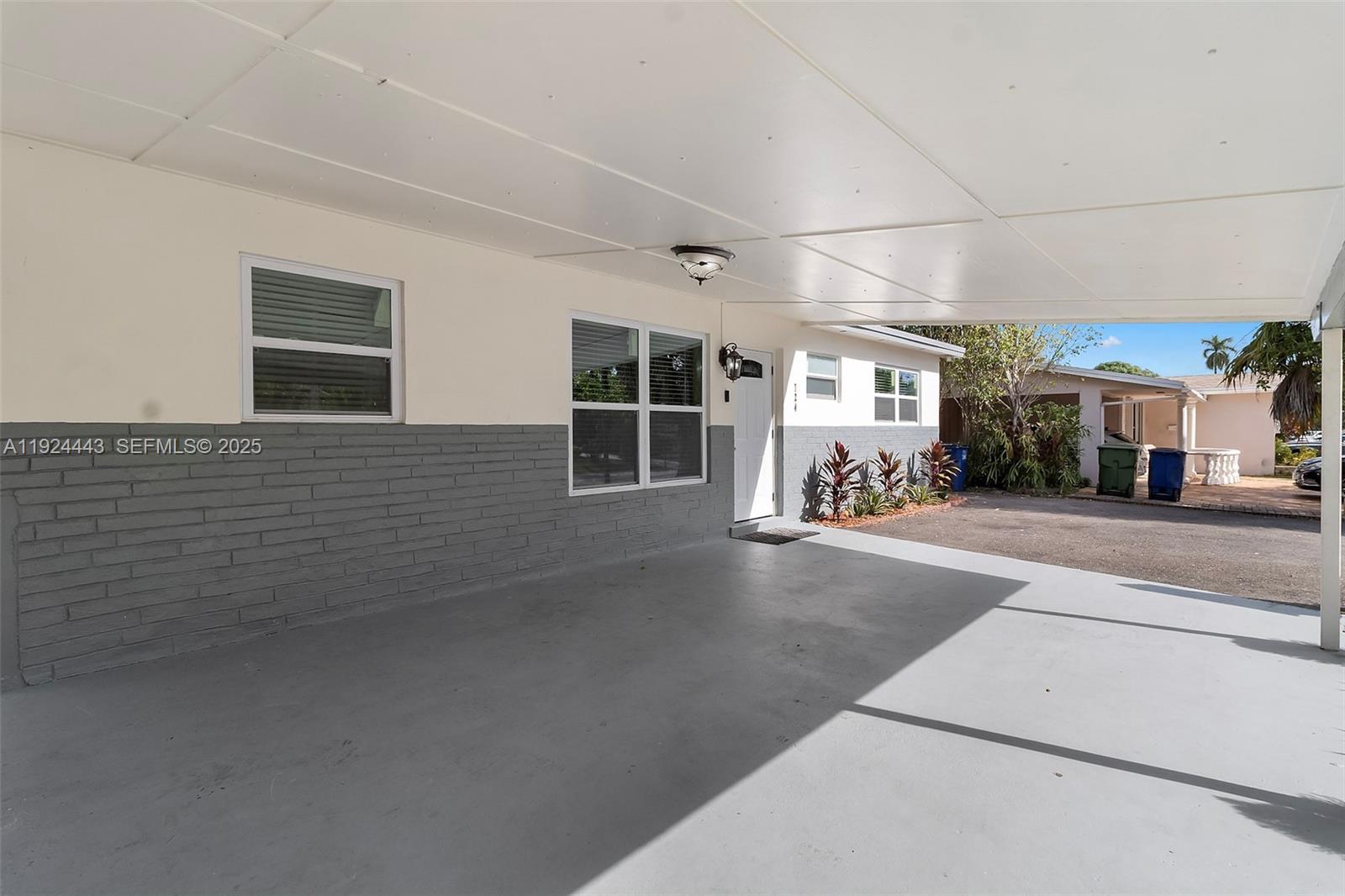 ACRES LAKE ESTATES - Residential