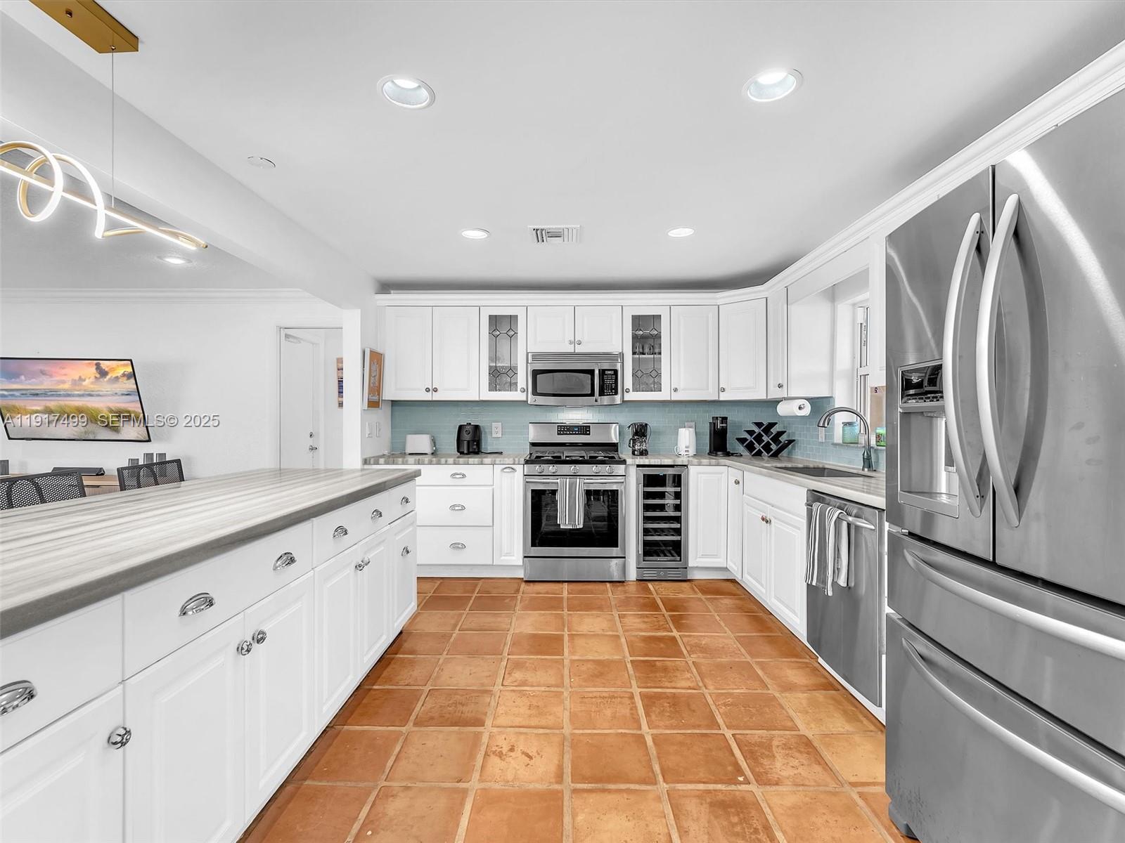 BOULEVARD PARK ISLES SEC - Residential