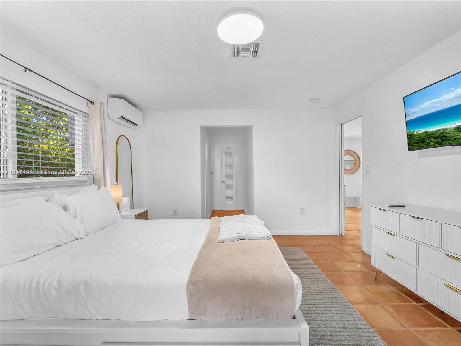 BOULEVARD PARK ISLES SEC - Residential