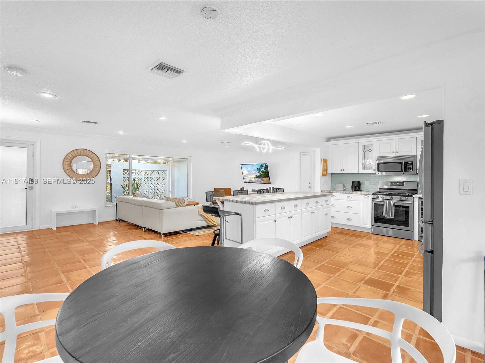 BOULEVARD PARK ISLES SEC - Residential