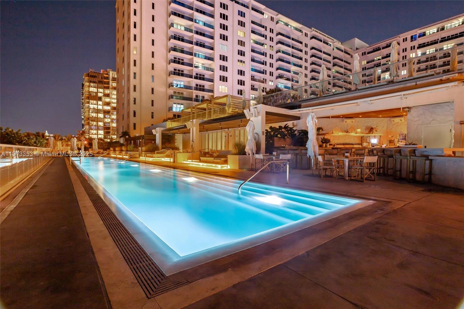 RONEY PALACE CONDO - Residential