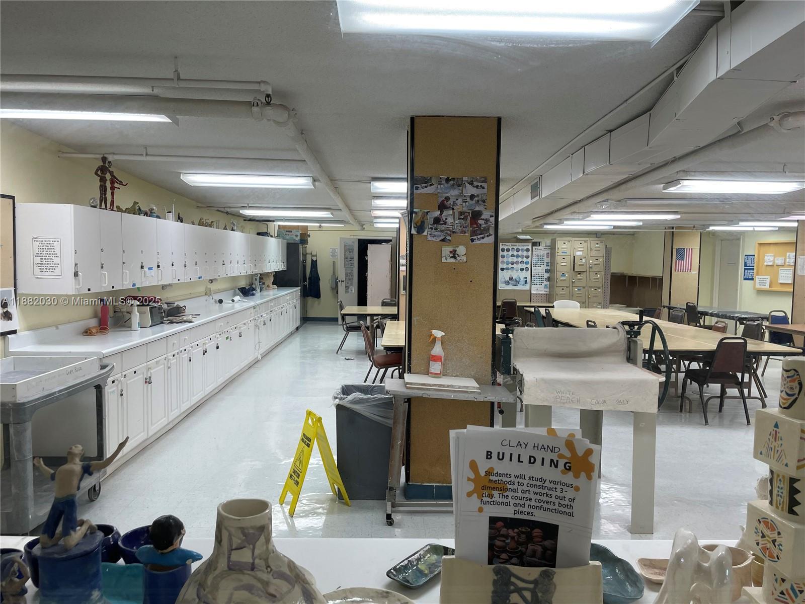 ISLEWOOD B CONDO - Residential