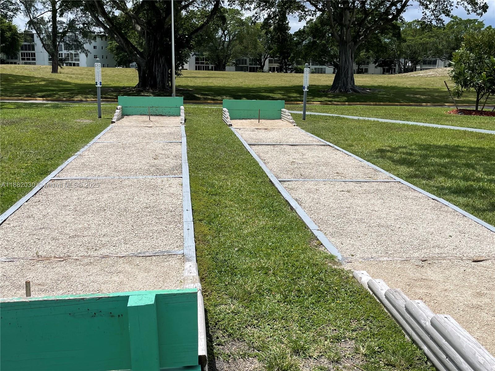 ISLEWOOD B CONDO - Residential