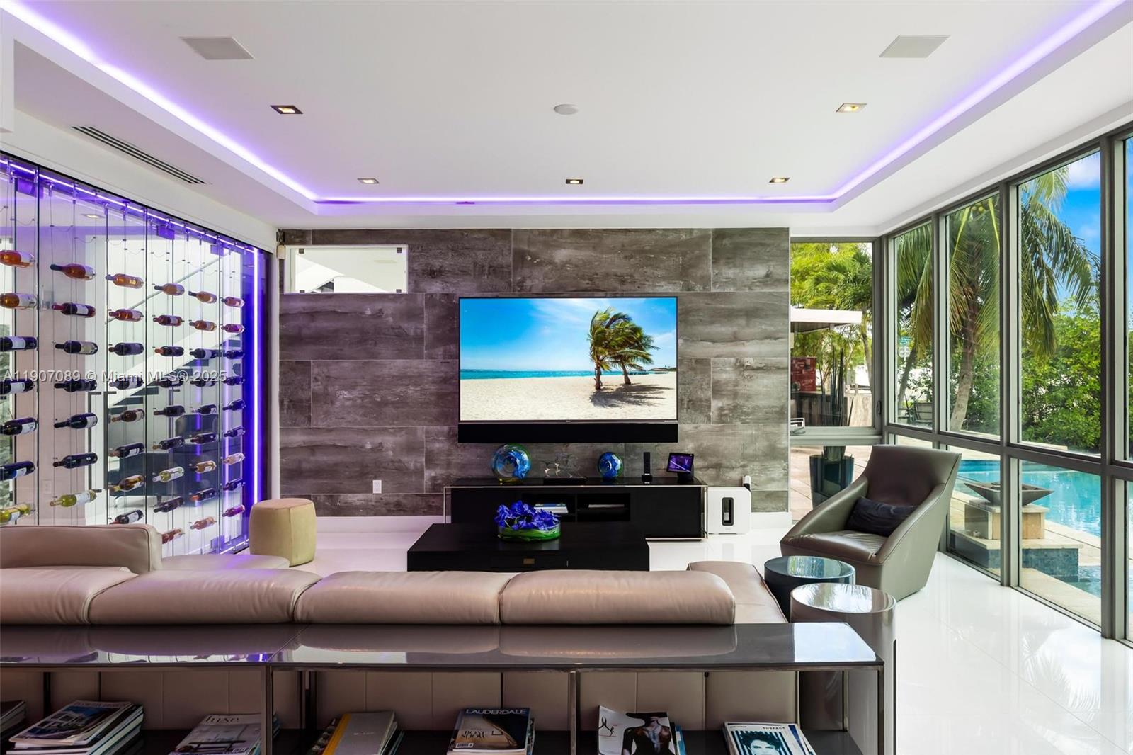 STILWELL ISLES - Residential Lease