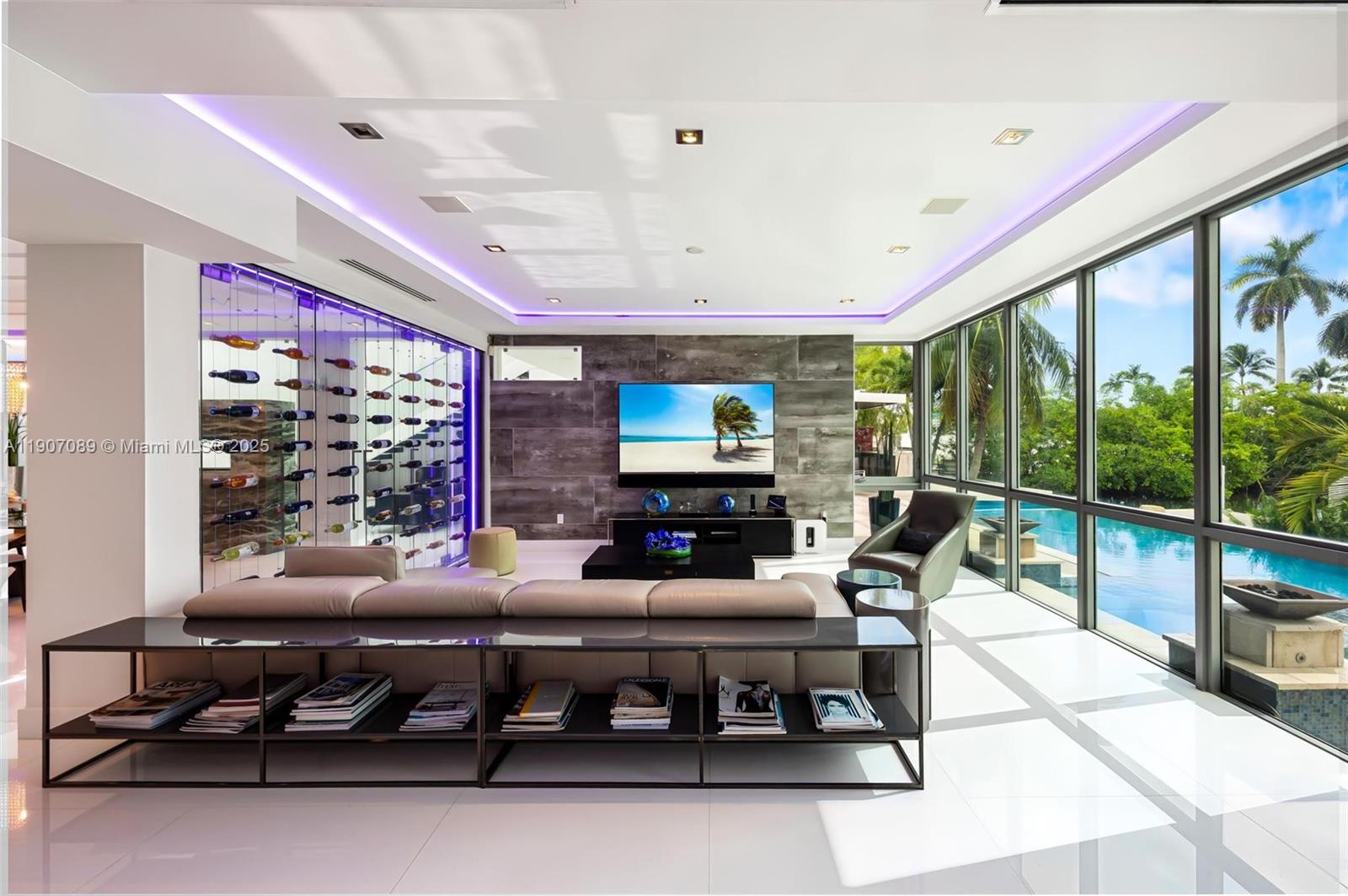 STILWELL ISLES - Residential Lease