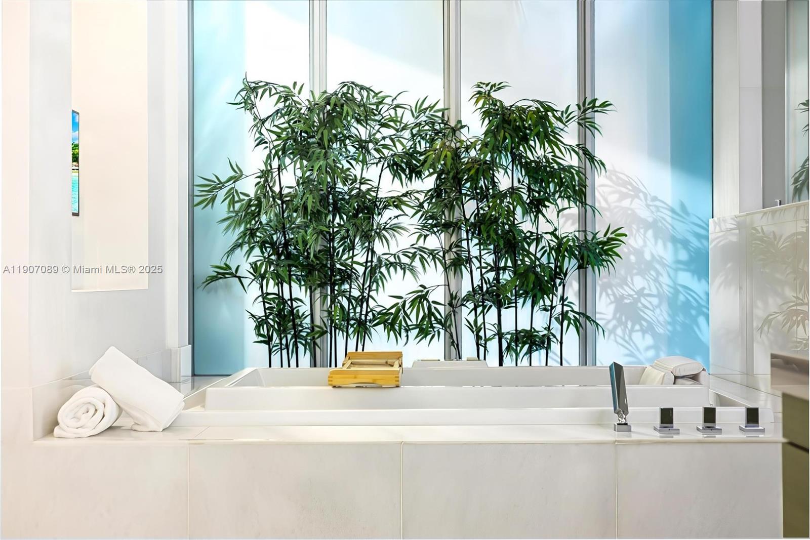 STILWELL ISLES - Residential Lease