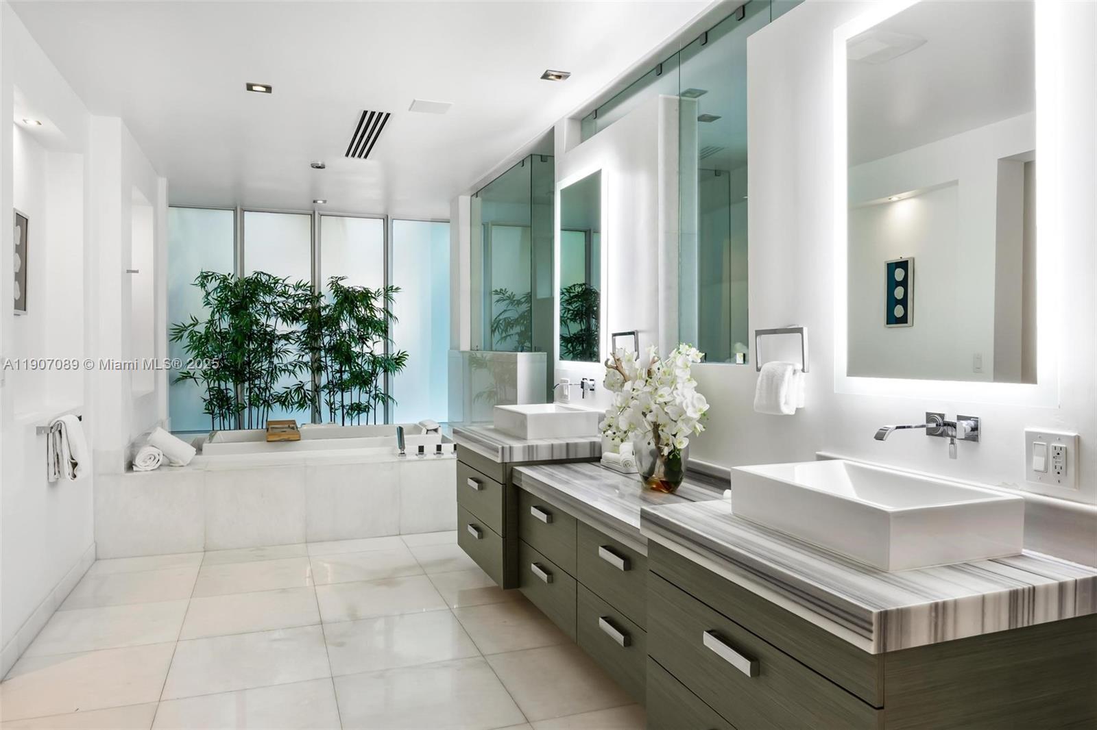 STILWELL ISLES - Residential Lease